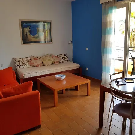 Corfu Beachfront 7 דירה גליפאדה